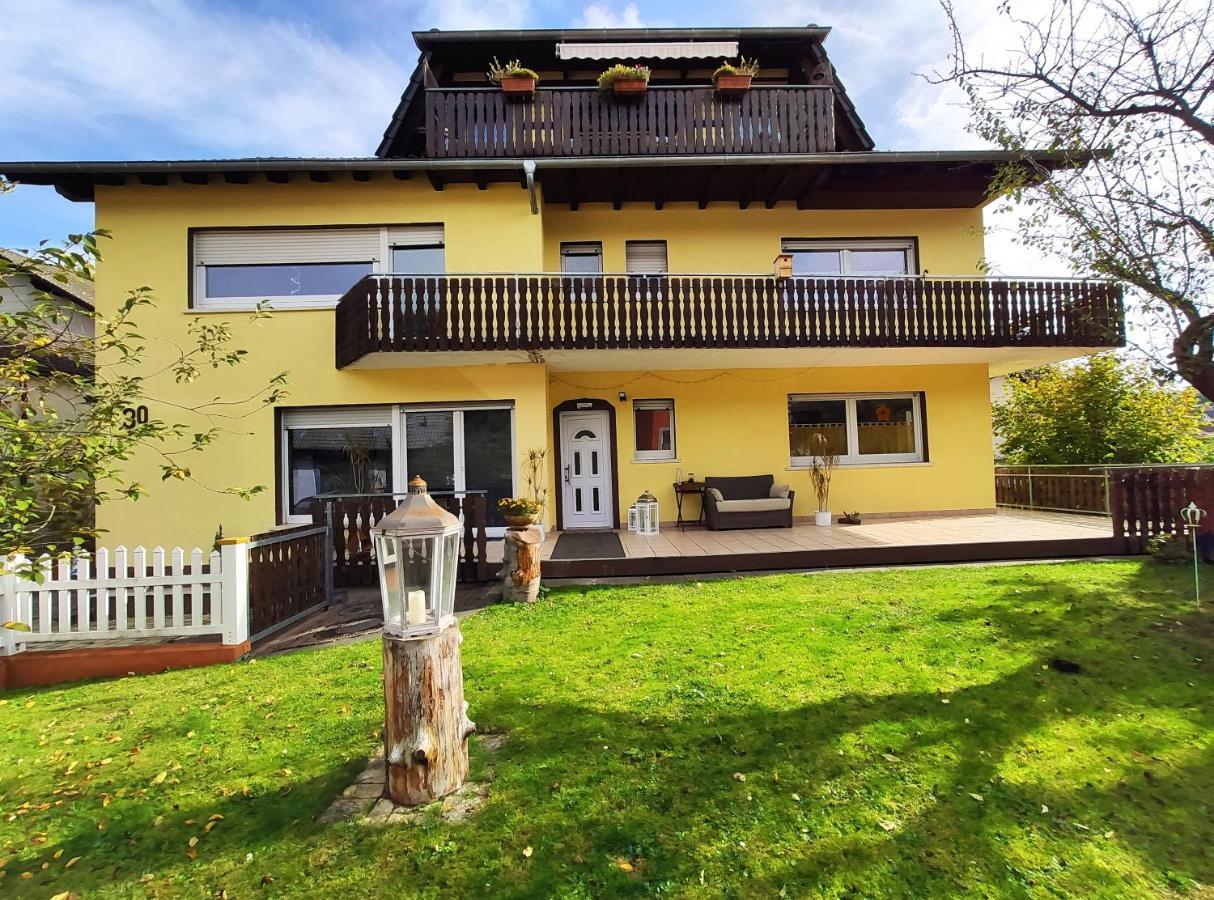 Monteur Unterkunft Gaestewohnung Ferienwohnung - Haus Huth Freigericht エクステリア 写真